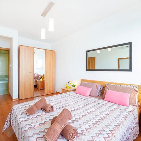 Spinola Bay Top Floor Seafront 3 Bedroom Apartment With Panoramic Sea Views - By Getawaysmalta Saint Julian's Eksteriør billede