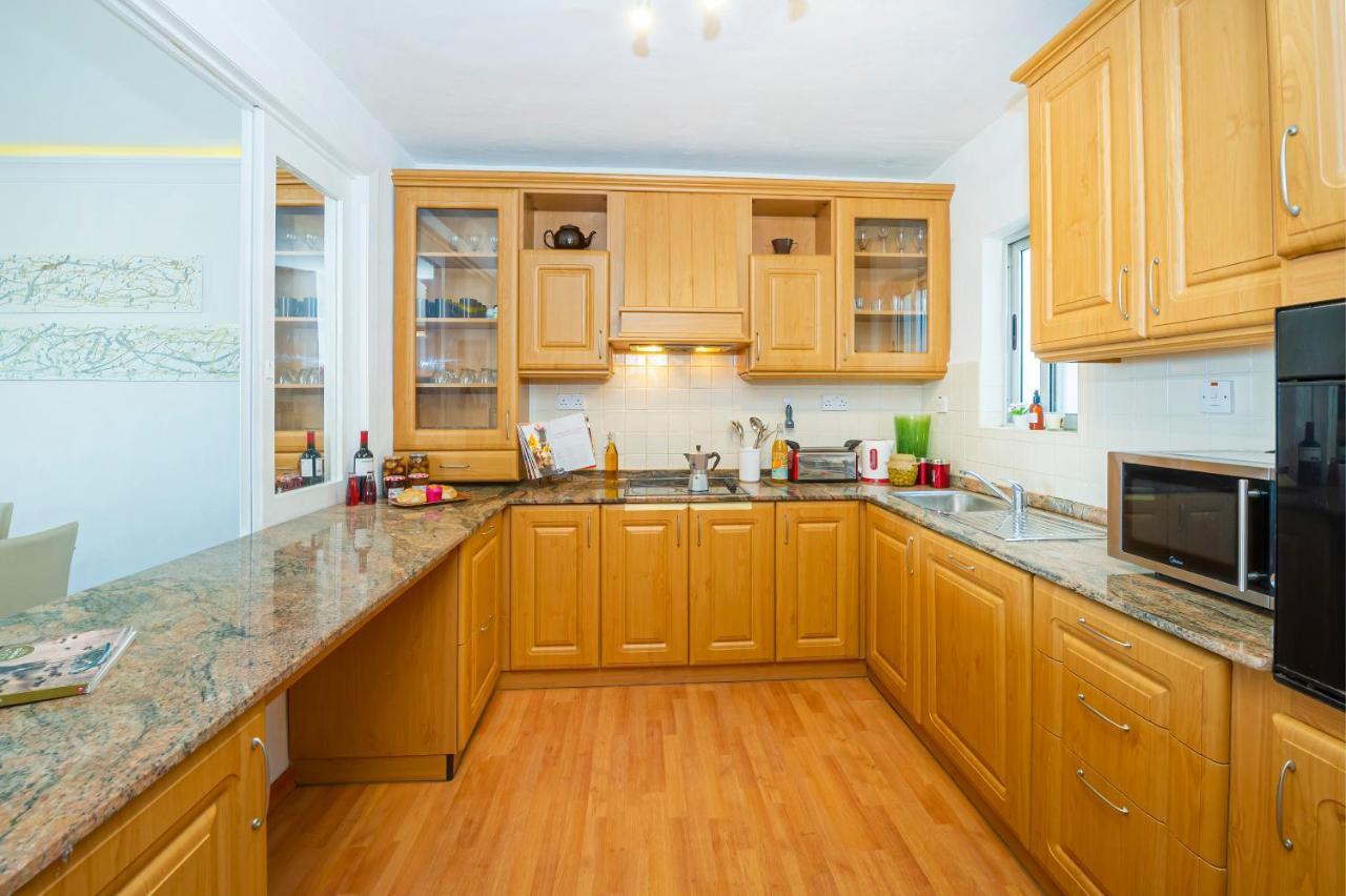 Spinola Bay Top Floor Seafront 3 Bedroom Apartment With Panoramic Sea Views - By Getawaysmalta Saint Julian's Eksteriør billede