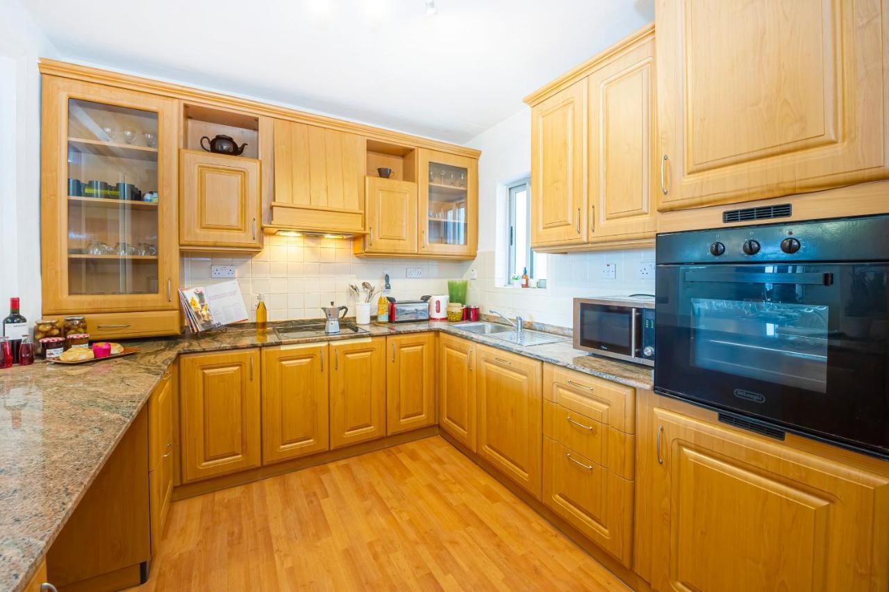 Spinola Bay Top Floor Seafront 3 Bedroom Apartment With Panoramic Sea Views - By Getawaysmalta Saint Julian's Eksteriør billede