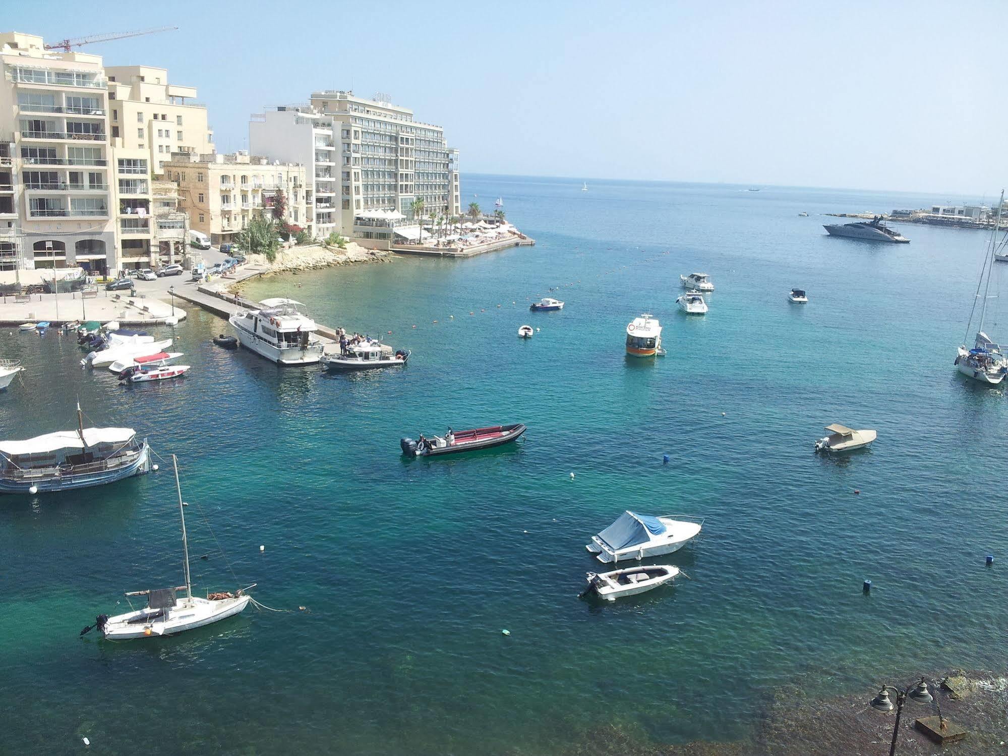 Spinola Bay Top Floor Seafront 3 Bedroom Apartment With Panoramic Sea Views - By Getawaysmalta Saint Julian's Eksteriør billede
