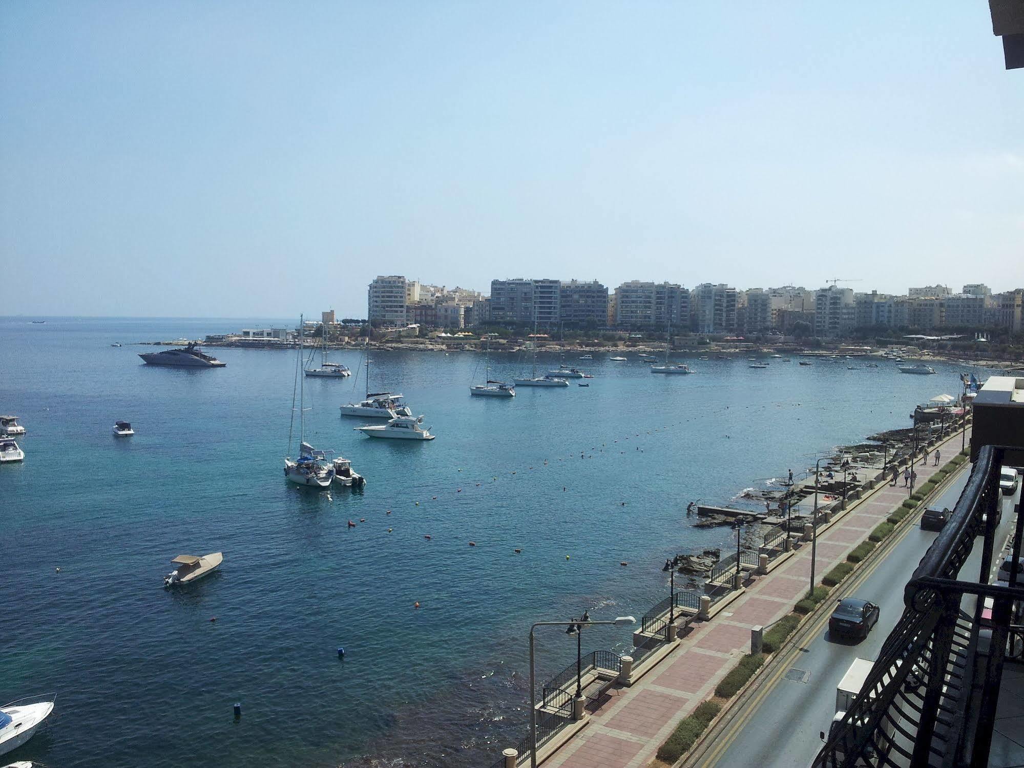 Spinola Bay Top Floor Seafront 3 Bedroom Apartment With Panoramic Sea Views - By Getawaysmalta Saint Julian's Eksteriør billede